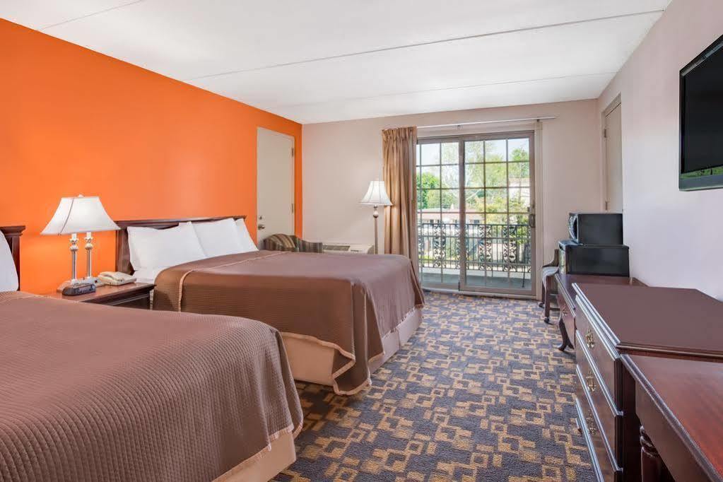 Howard Johnson By Wyndham Hershey Bagian luar foto